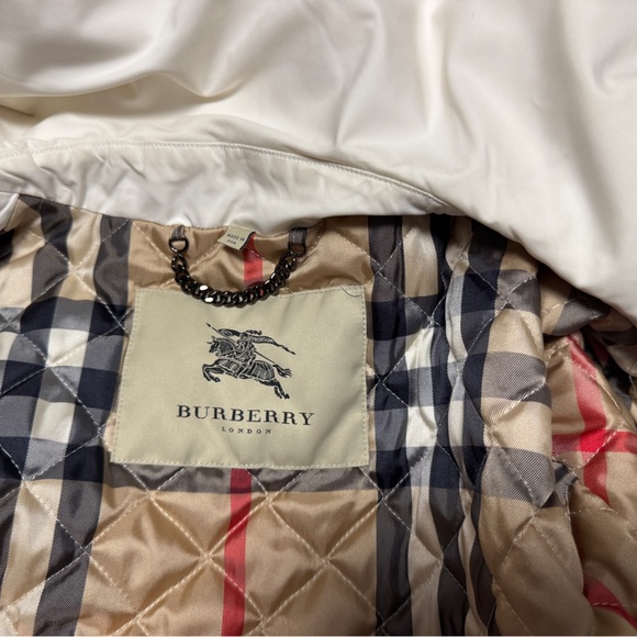 Burberry White Trench Coat with Down for Women - Picture 7 of 9